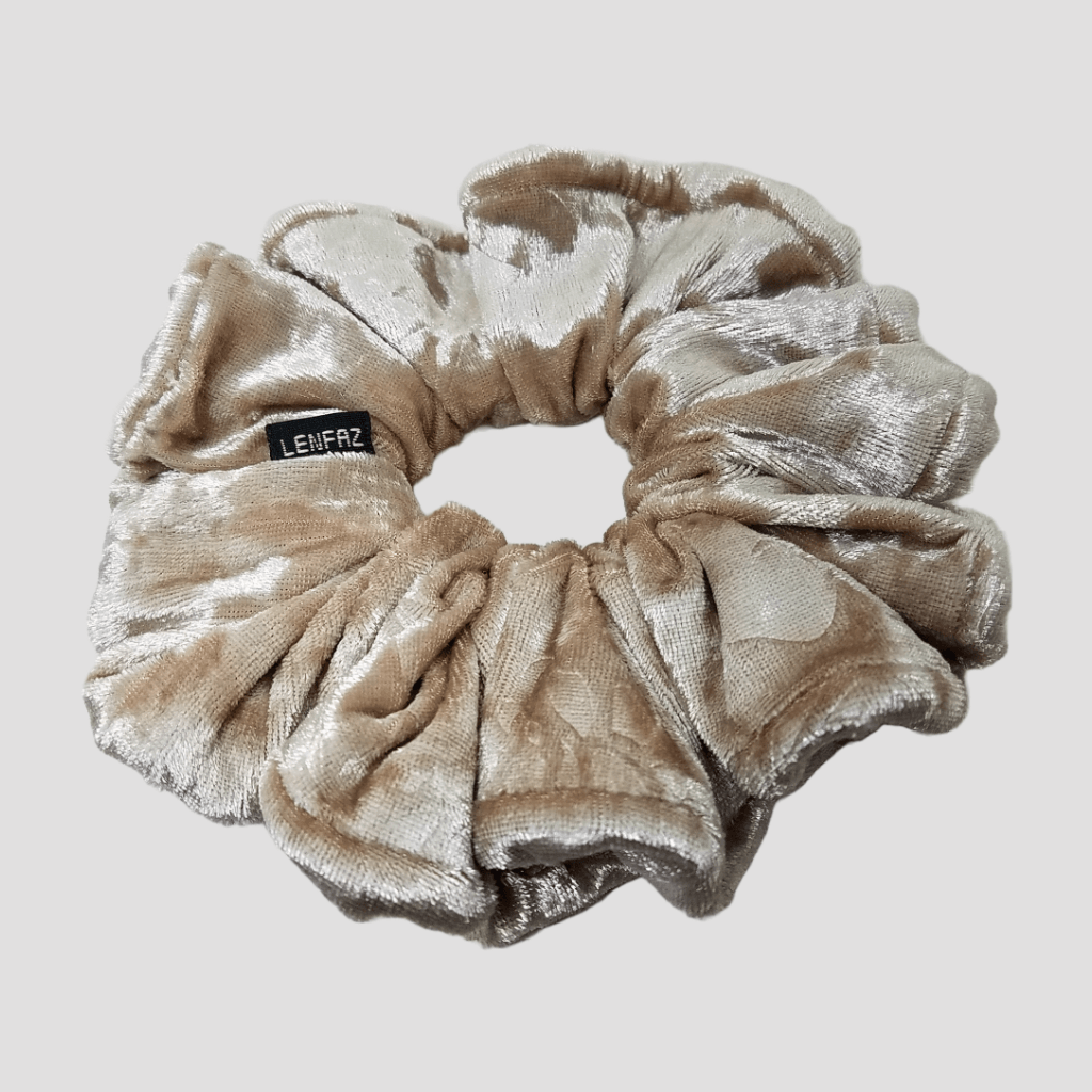French Vanilla Velvet Scrunchie - Berry Pink Mini Perfume Spray Btl.